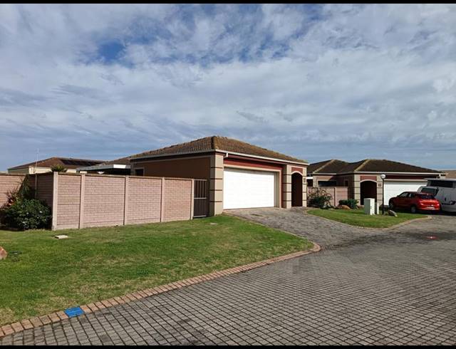 3 BEDROOM TOWNHOUSE FOR SALE IN MORNINGSIDE